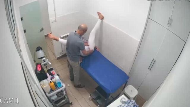 Hot Clinic Cam Sex – Doctor Licking Video